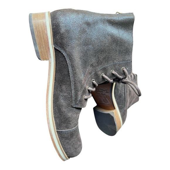 Men’s Helm Brown Suede Cap Toe  Boots with Lace-Up Design Size 9.5 Preowned - Picture 7 of 13